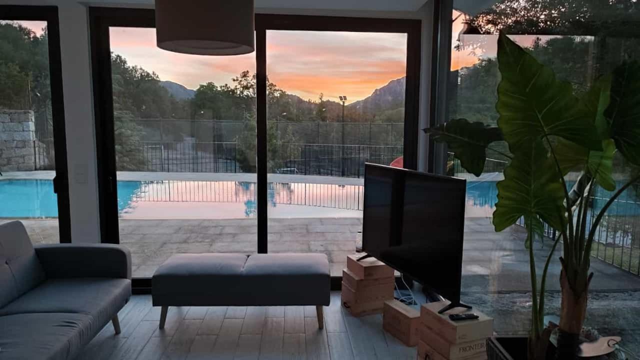 Casa Fraga Do Suadouro Villa คัมโปดูเชเรส ภายนอก รูปภาพ