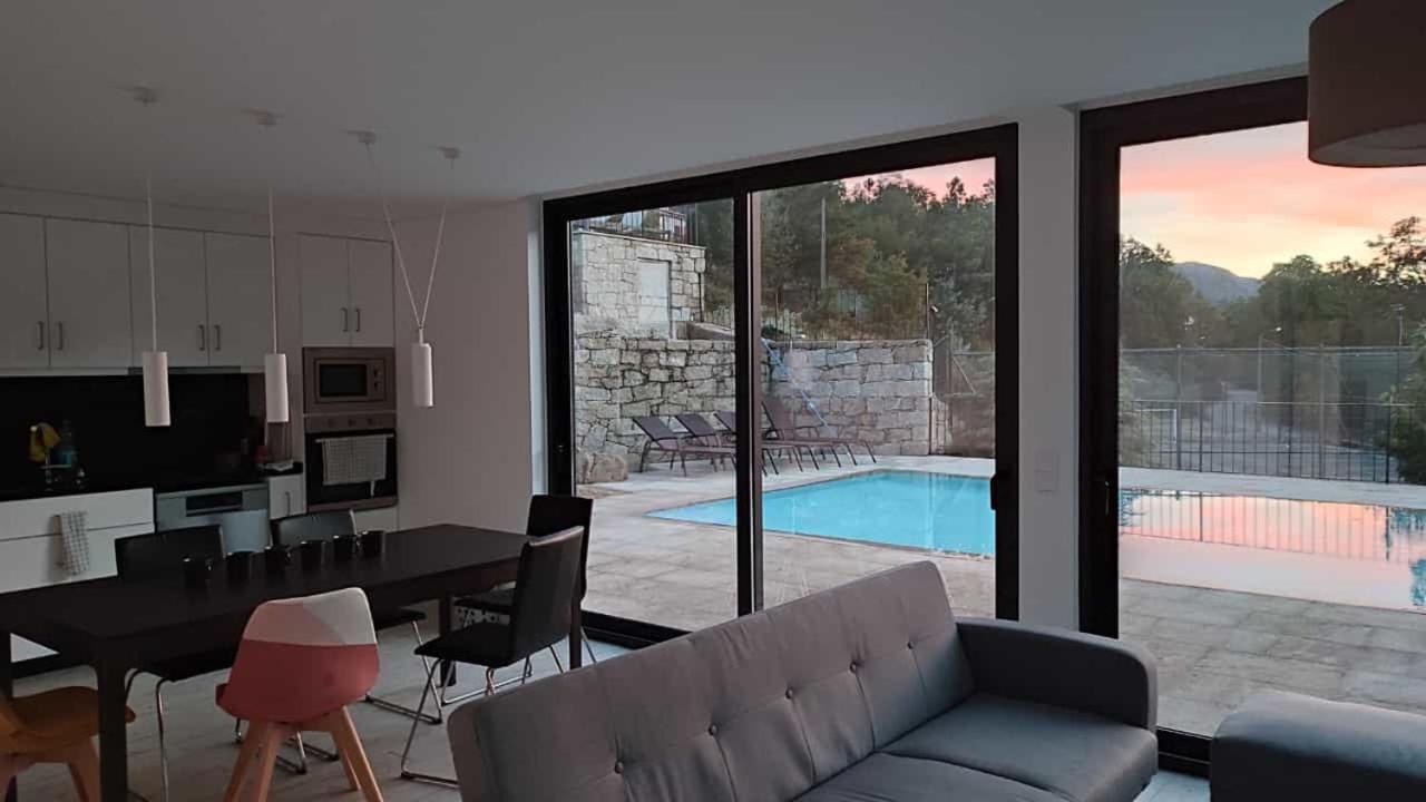 Casa Fraga Do Suadouro Villa คัมโปดูเชเรส ภายนอก รูปภาพ