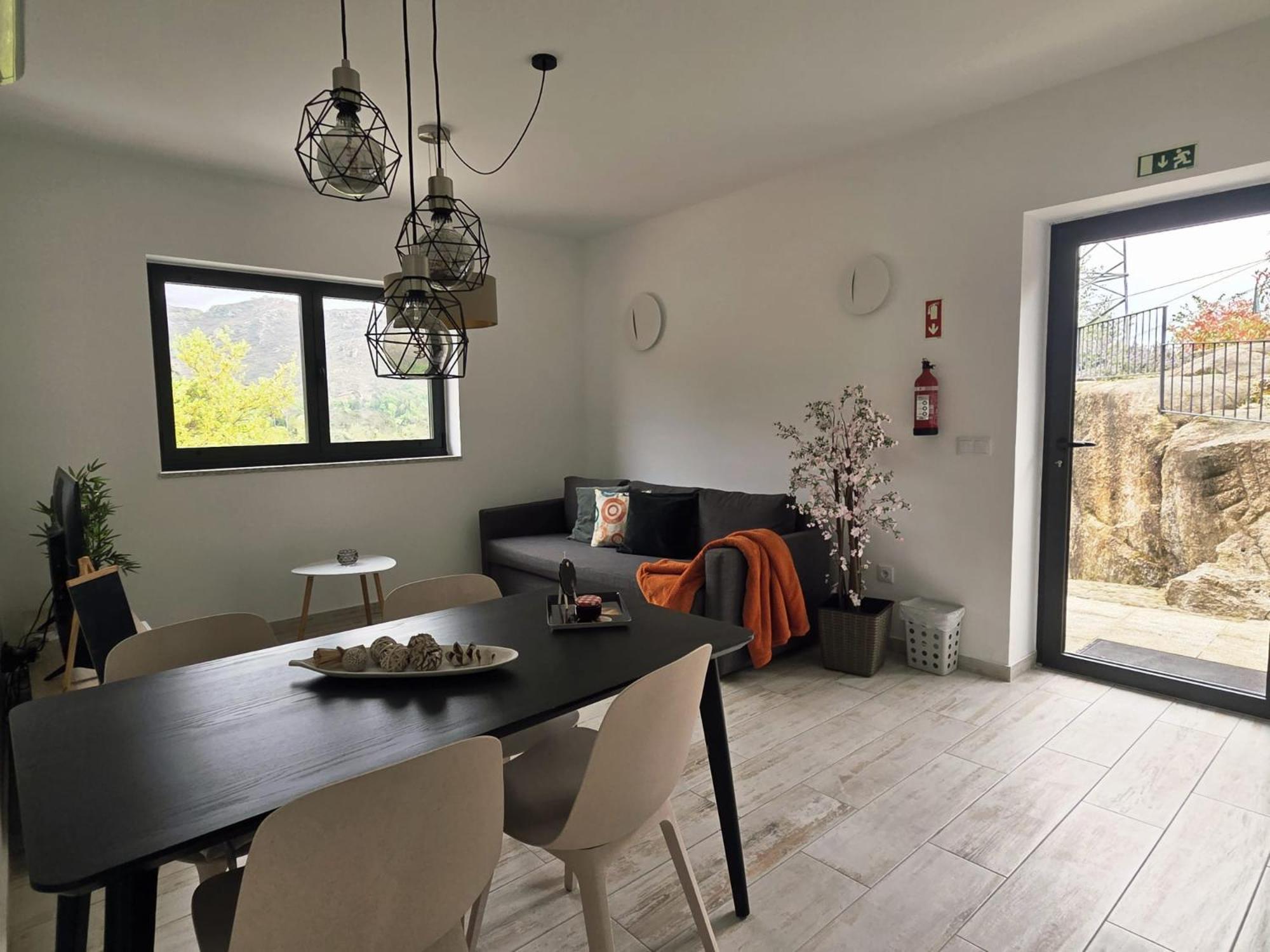 Casa Fraga Do Suadouro Villa คัมโปดูเชเรส ภายนอก รูปภาพ